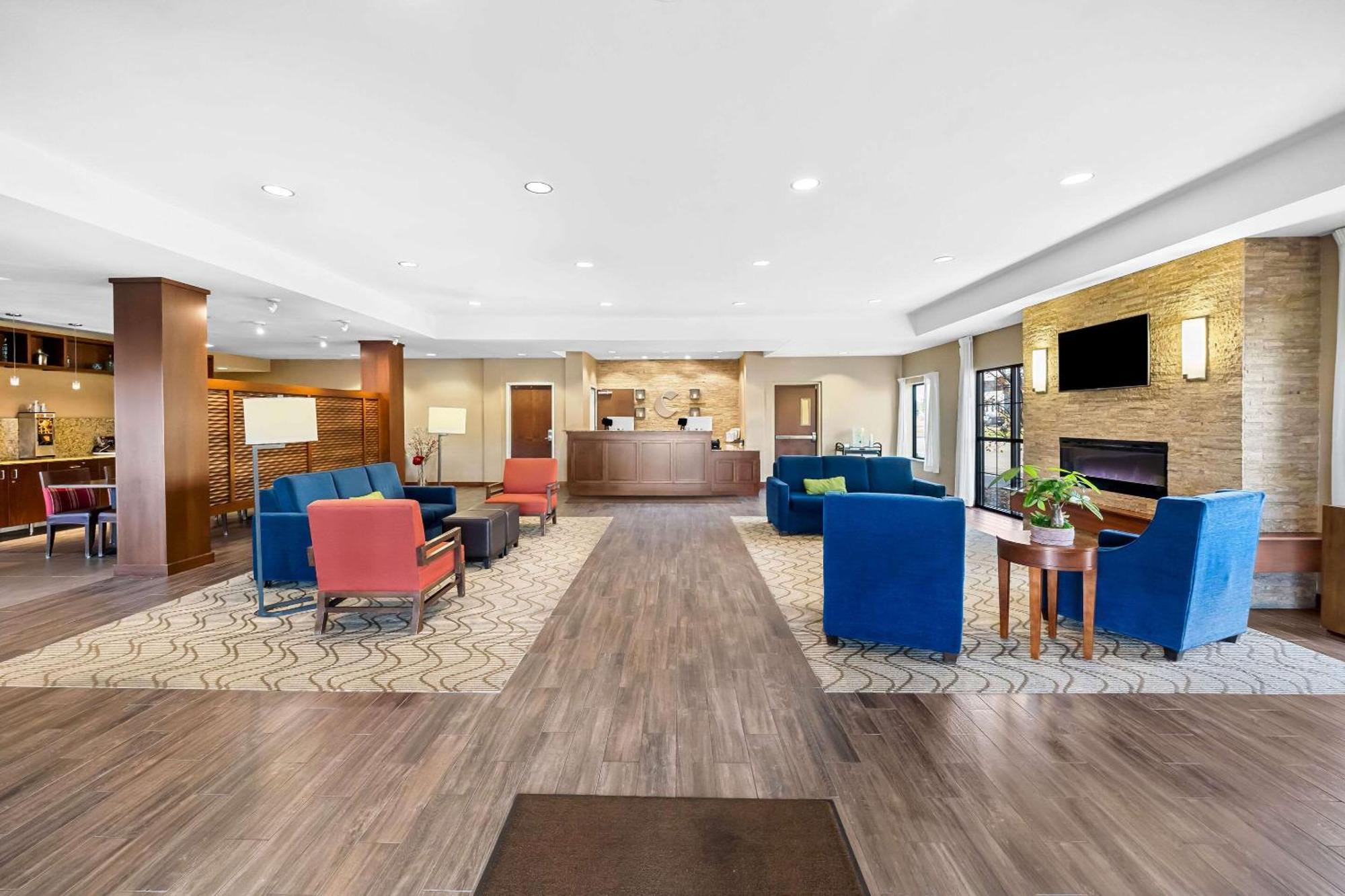 Comfort Inn & Suites West - Medical Center Rochester Exterior foto